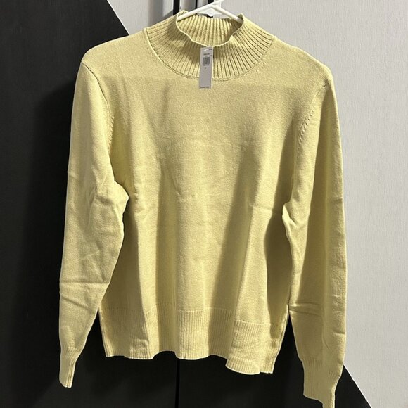 NWT Old Navy Light Green Mock Neck Sweater Women's Size S - Picture 1 of 9